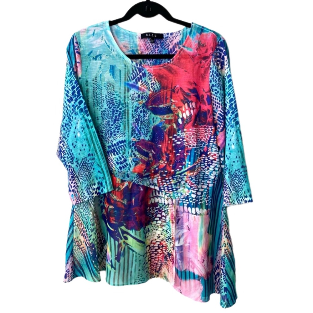 B.L.E.U Vibrant Colorful Watercolor Embellished Floral Print Sheer Tunic, Large